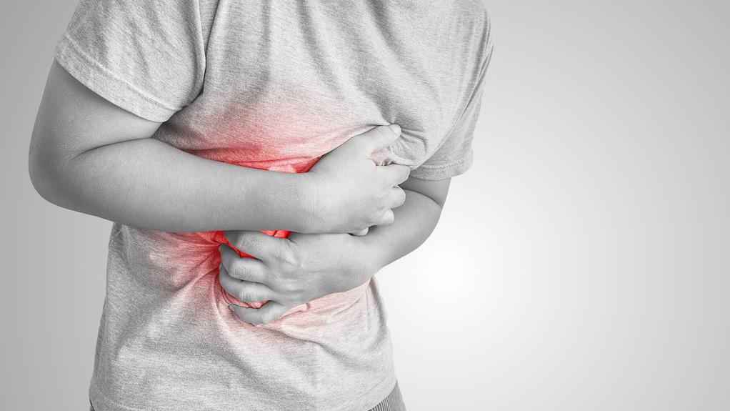 Why does heartburn gets worse at night?