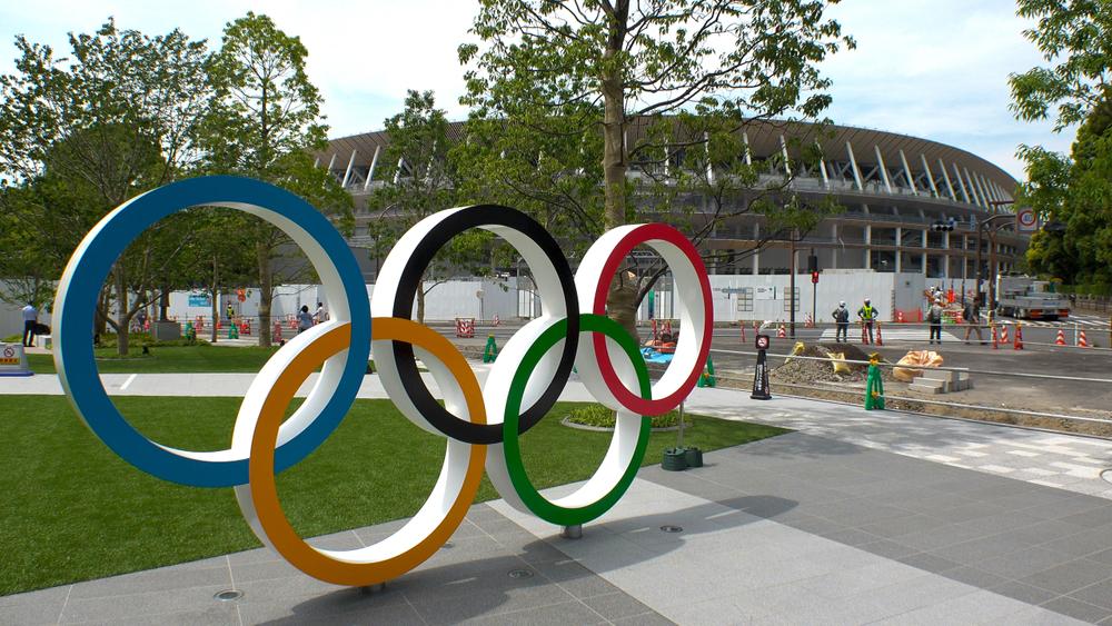 What infectious diseases have spread at past Olympic Games?