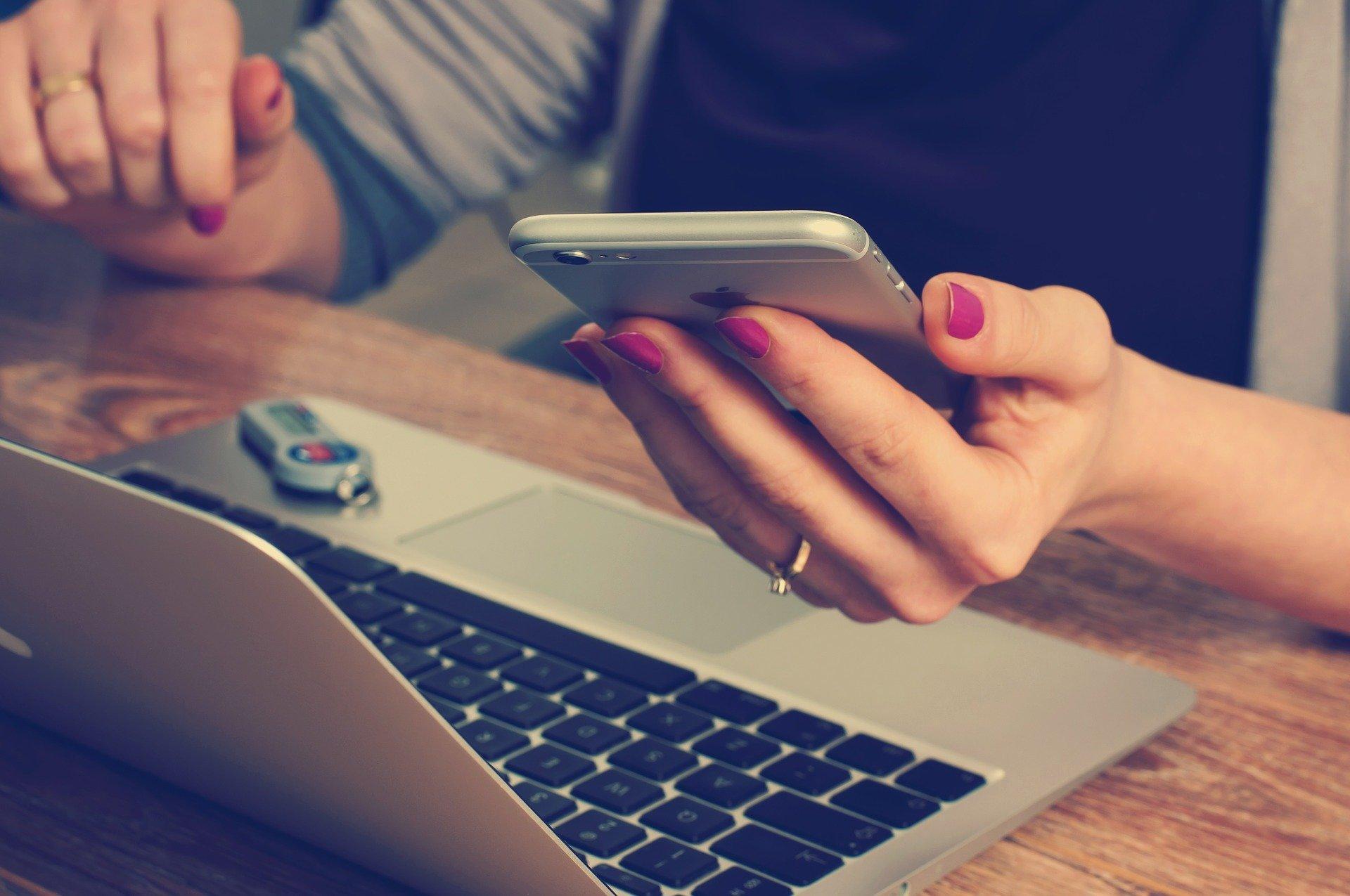How technology affects men’s and women’s health
